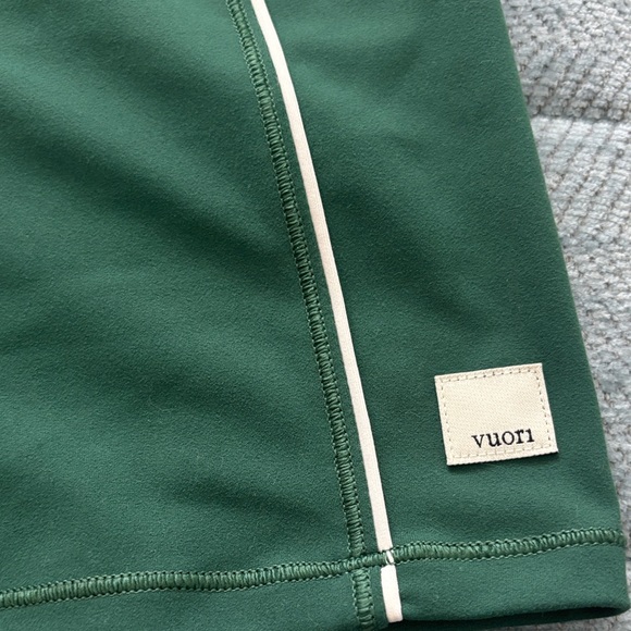 Vuori Athletic Shorts Daily Piped Shorts in Viridian color - Picture 2 of 7